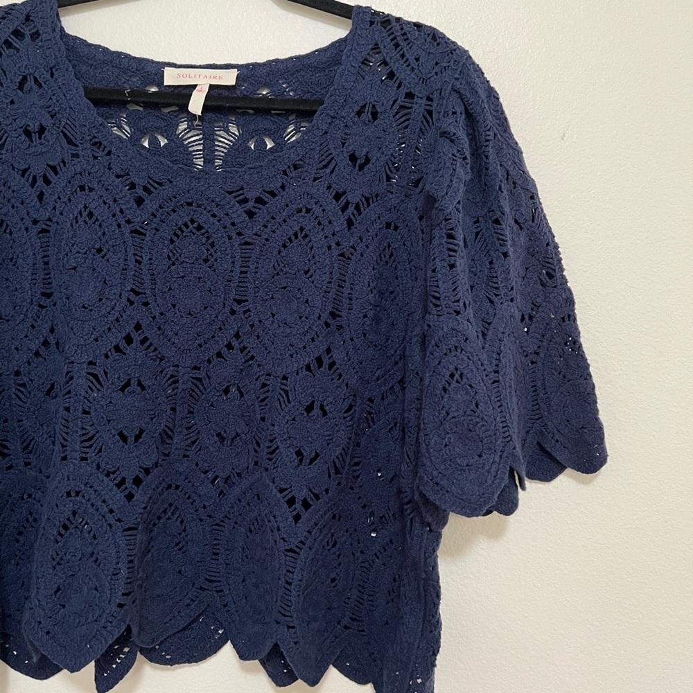 Solitaire Navy Blue Lace Top - Picture 2 of 2